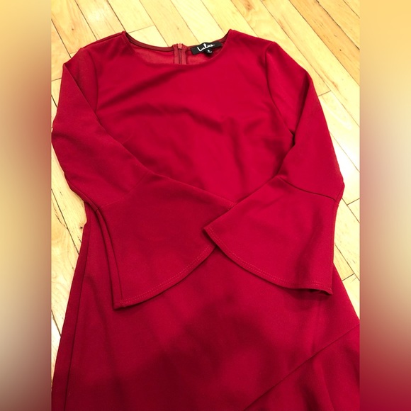 ✨Host Pick✨LULUS Sensational Statement Red Ruffled Bodycon Dress. Small - Picture 7 of 12